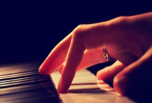 恐怖库！52分10板8助5抢断！勇士直冲第五！.